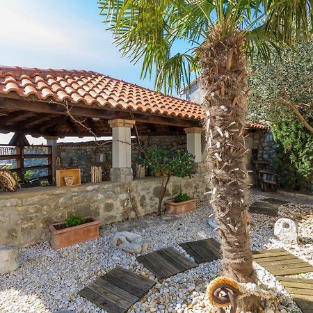 קריקווניצה Apartments Adriatic מראה חיצוני תמונה